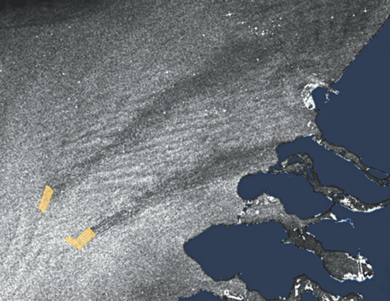 RADARSAT-2 from Data and Products © MacDonald, Dettewiler and Associates Ltd.